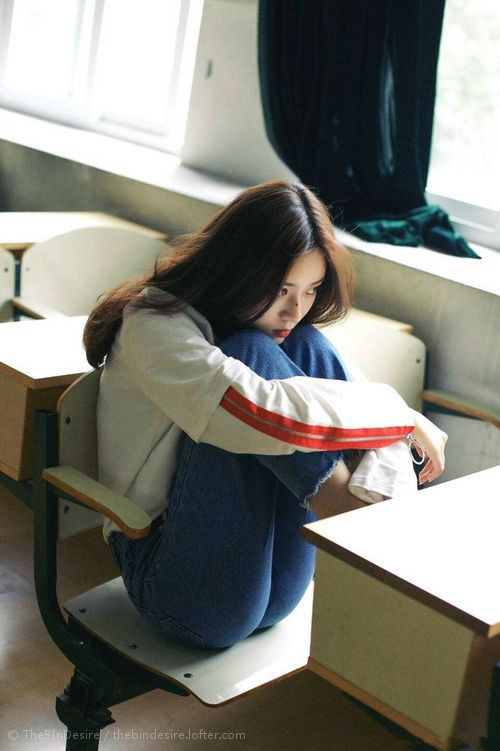 开云体育官方网站登陆-_夜景跑步比赛：灯火辉煌中的健康之旅_，夜景跑步的句子